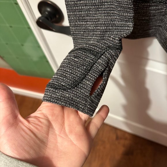 Lululemon Thermal Quarter Zip - Picture 4 of 6